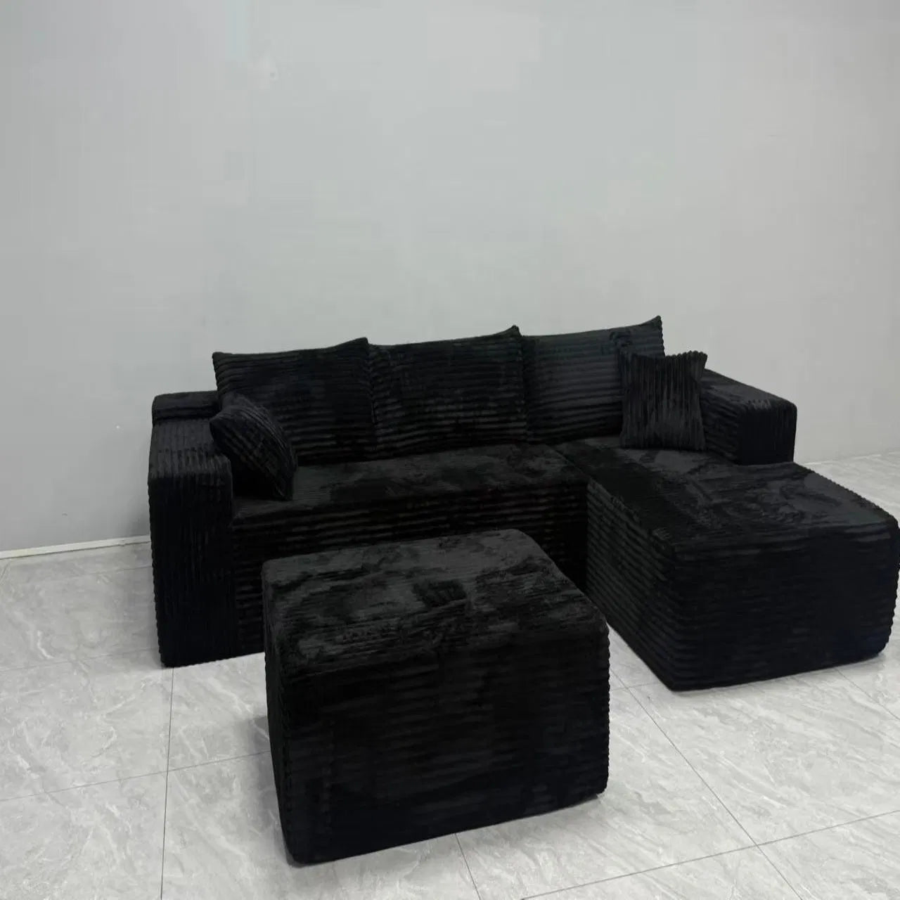 Space-Saving Modular Sofa, Flat Pack, High Comfort Design pictures & photos